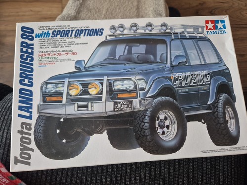 Tamiya art nr 24122 - 1,